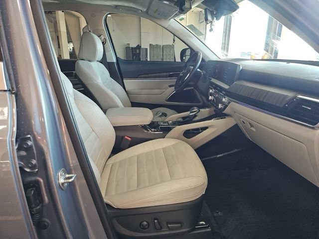 Used 2024 Kia Telluride SX Prestige w/ Towing Package AWD/4WD image 10