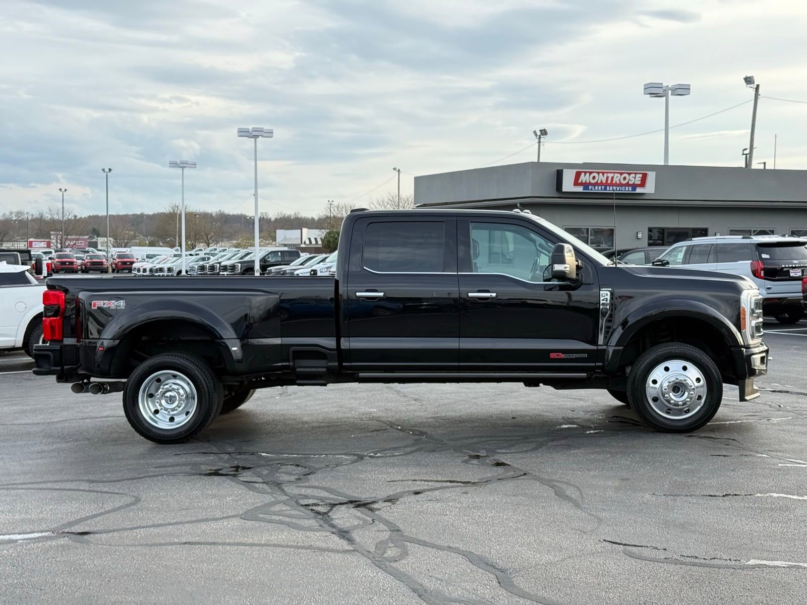 Used 2023 Ford F450 Limited w/ FX4 Off-Road Package image 2