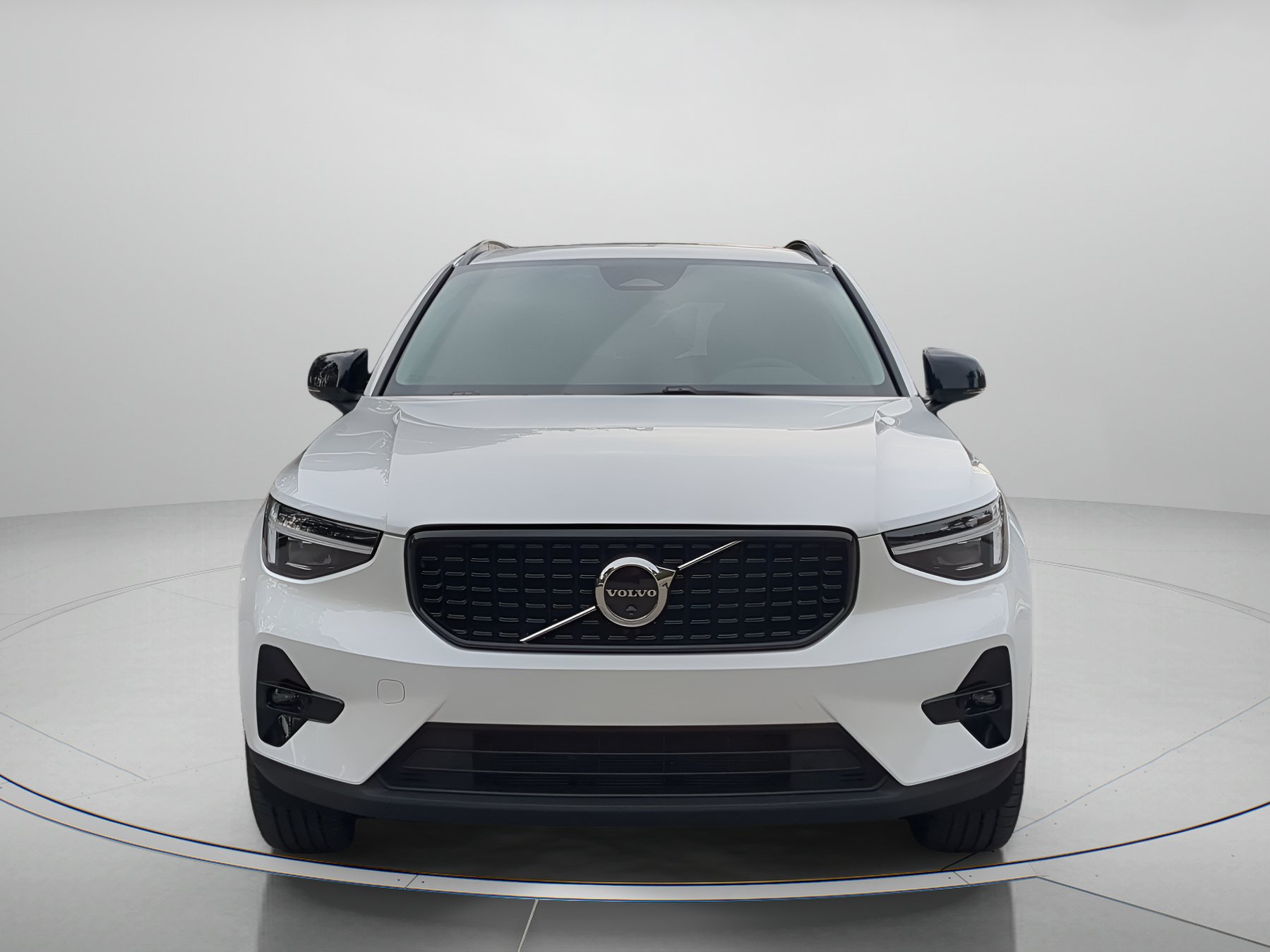Used 2026 Volvo XC40 B5 Plus AWD/4WD image 37