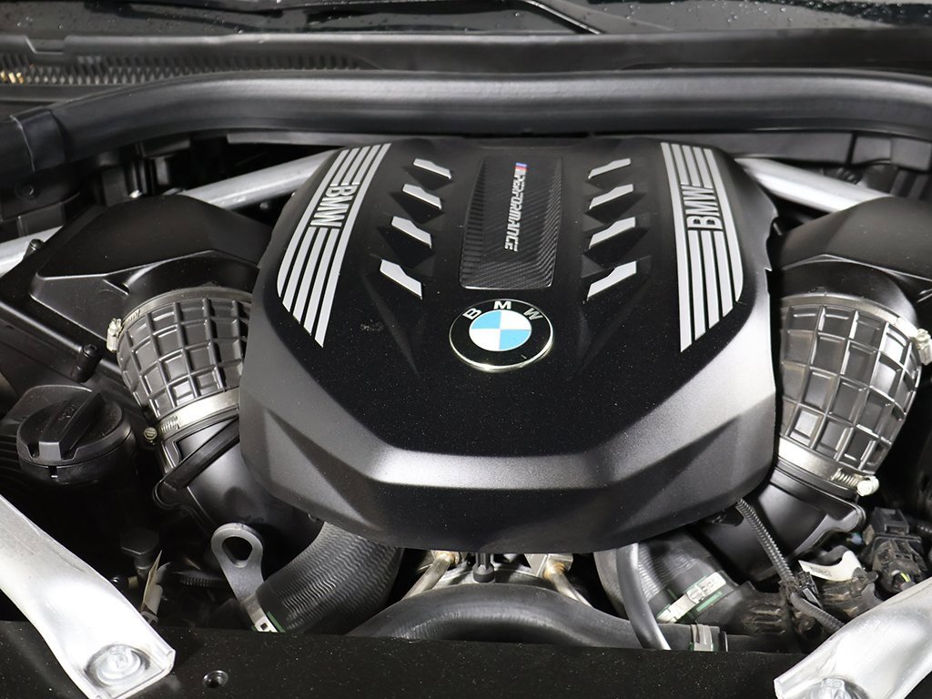 Used 2022 BMW X7 M50i image 23
