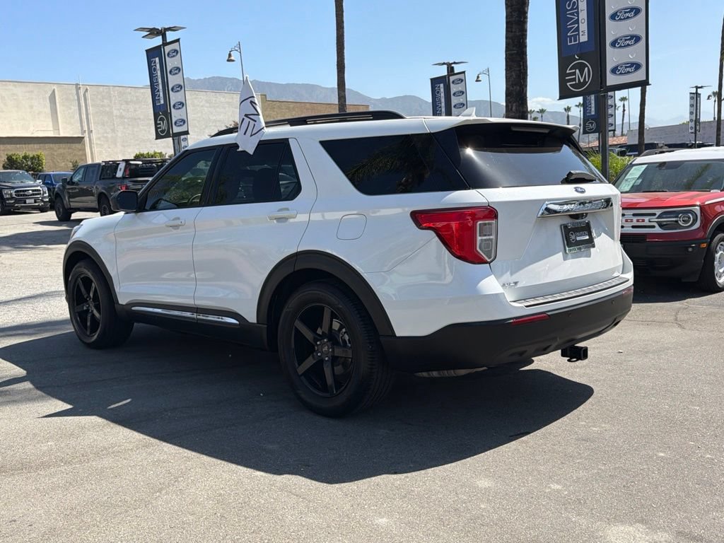 Certified 2021 Ford Explorer XLT RWD image 8