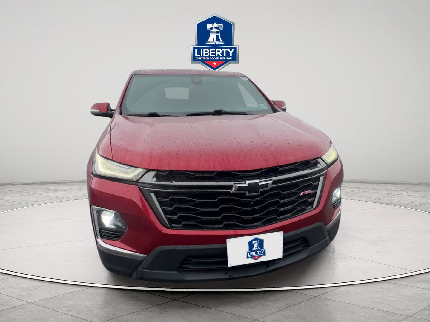 Used 2022 Chevrolet Traverse RS w/ LPO, Floor Liner Package AWD/4WD image 2