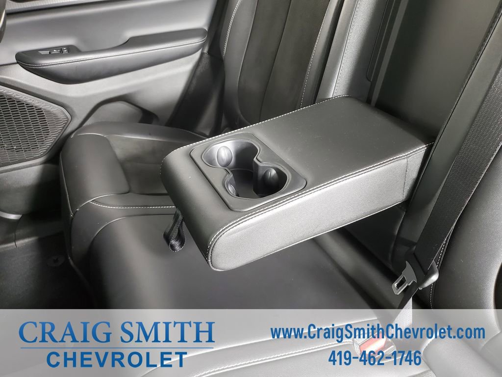 Used 2024 Jeep Grand Cherokee Altitude image 32