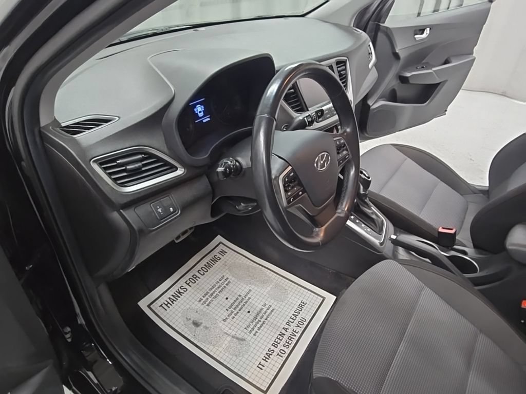 Used 2018 Hyundai Accent Limited FWD image 12
