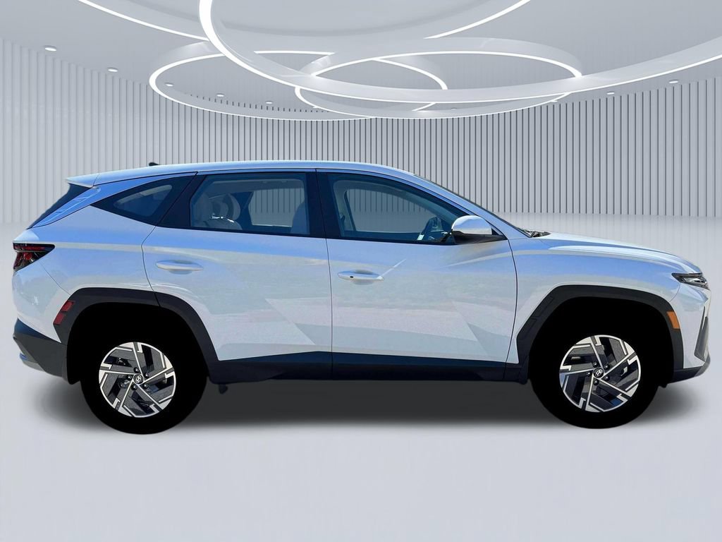 New 2026 Hyundai Tucson Blue SE AWD/4WD image 9