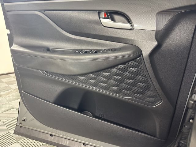 Used 2022 Hyundai Santa Fe XRT FWD image 16