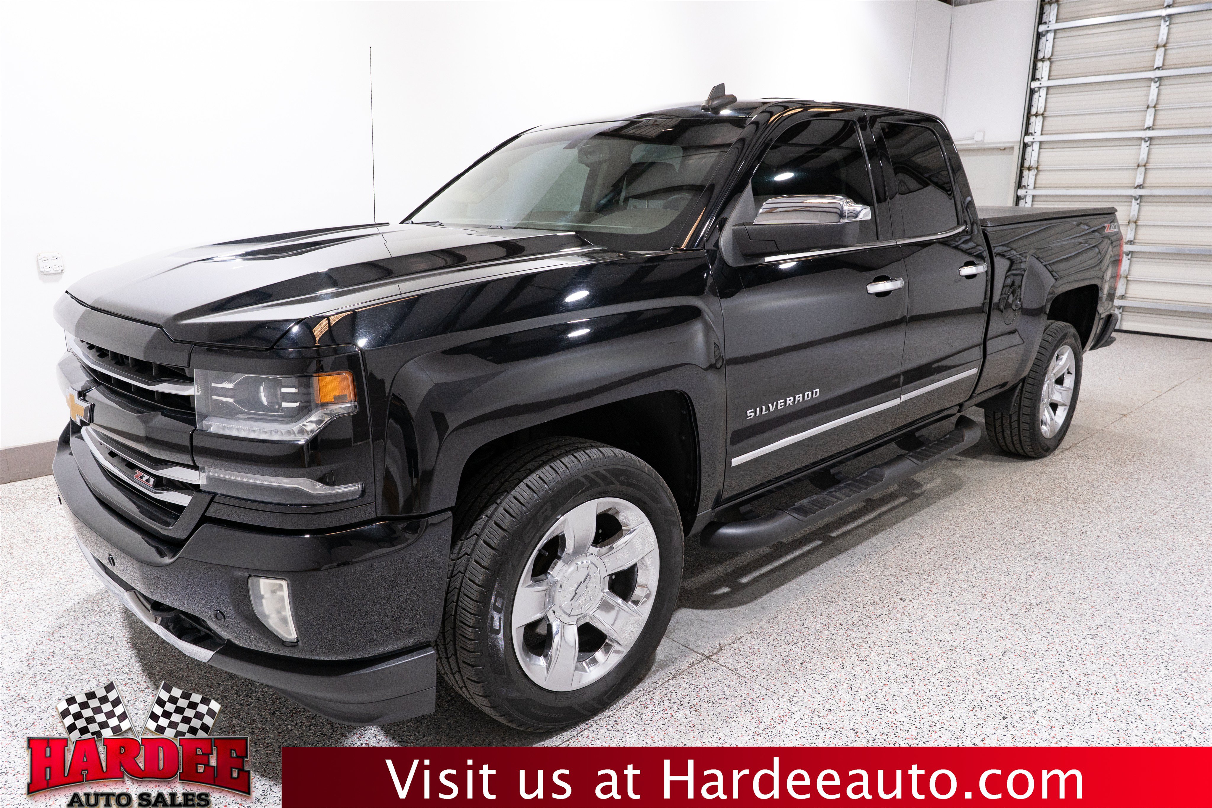 Used 2017 Chevrolet Silverado 1500 LTZ Z71 w/ LTZ Plus Package AWD/4WD video 2