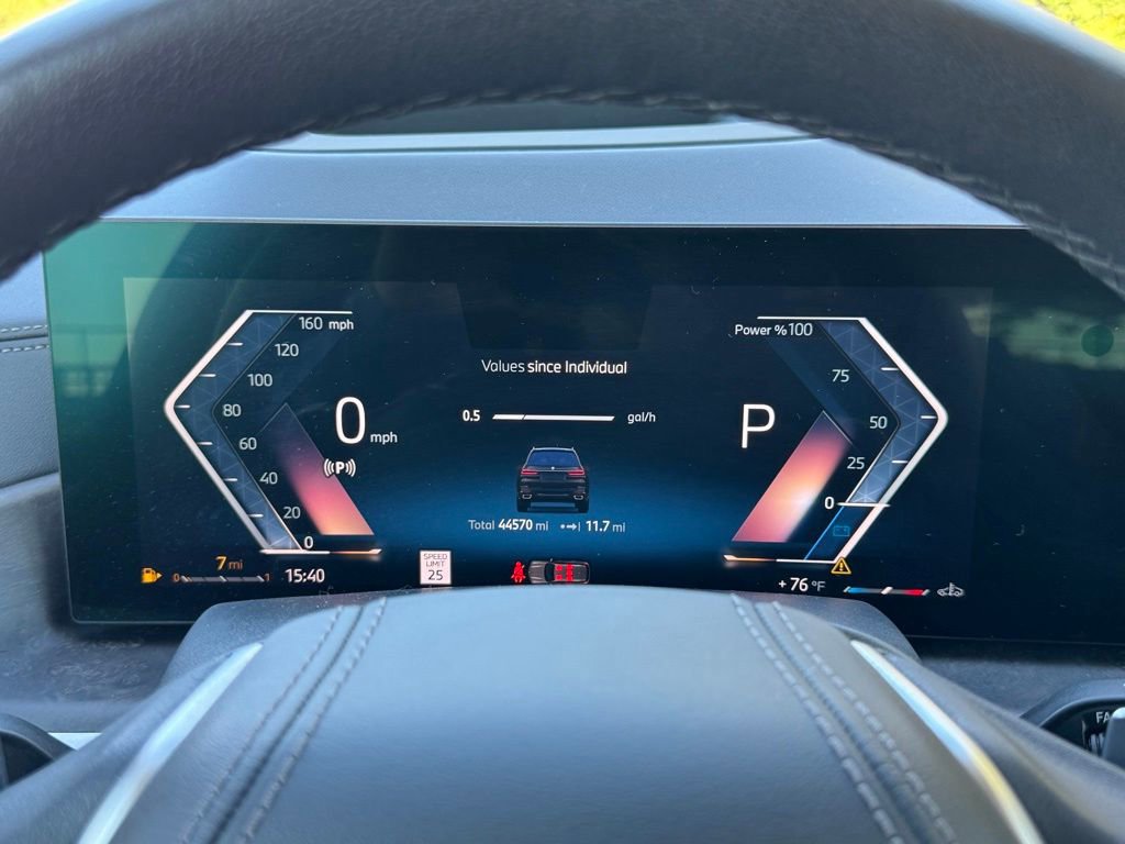 Used 2024 BMW X7 xDrive40i w/ Parking Assistance Package image 36