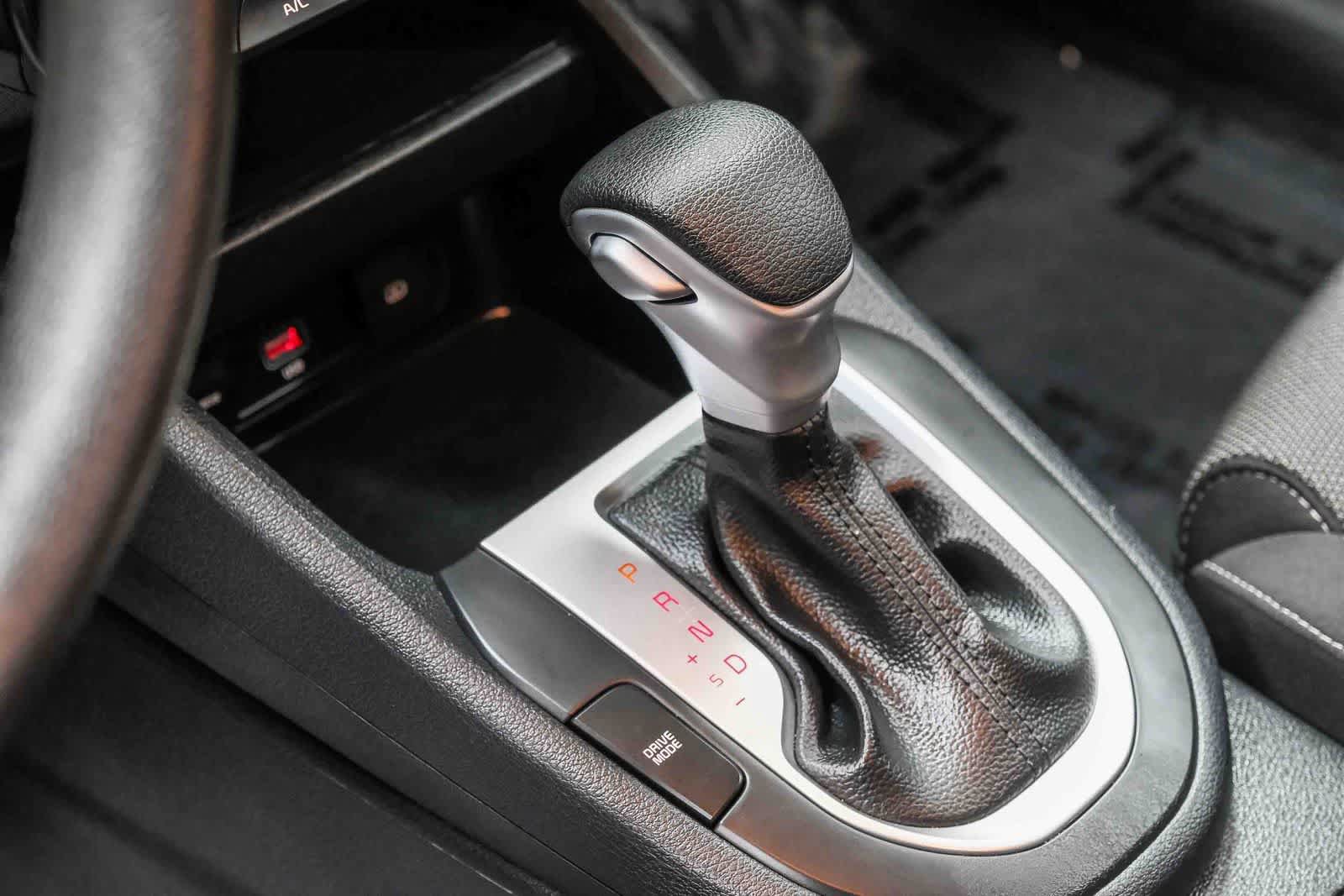Used 2024 Kia Forte LXS w/ LXS Technology Package FWD image 25
