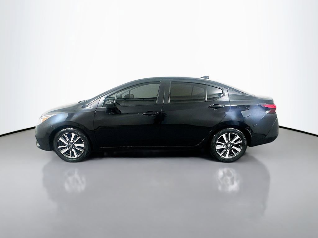 Used 2021 Nissan Versa SV FWD image 8
