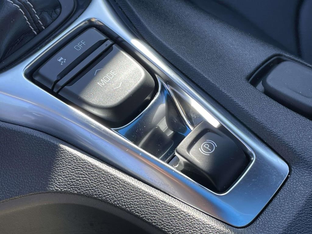 Used 2024 Chevrolet Camaro LT image 24