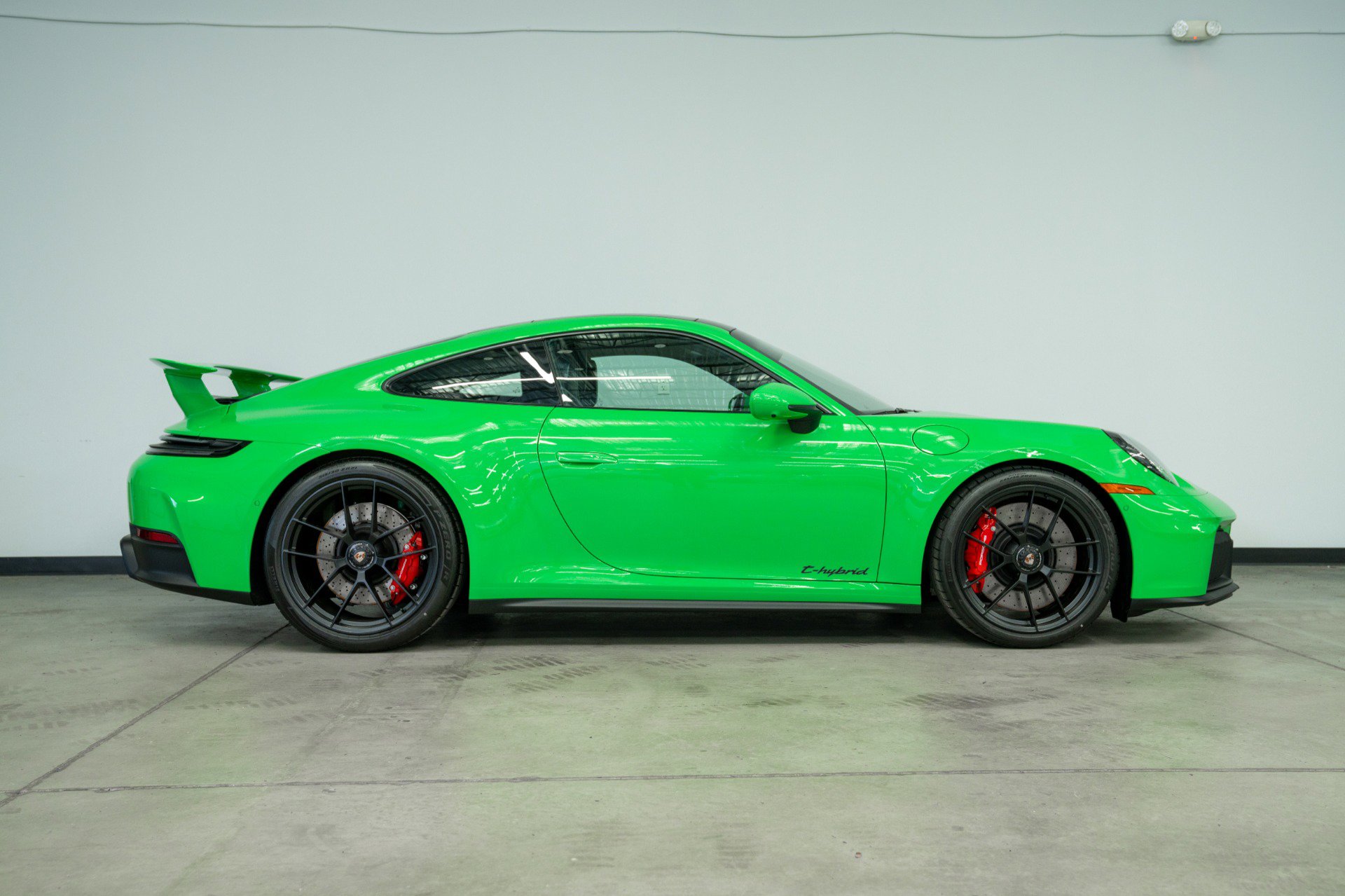 Used 2026 Porsche 911 GTS image 40