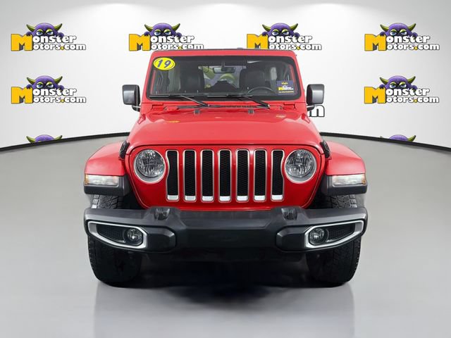 Used 2019 Jeep Wrangler Unlimited Sahara w/ Uconnect 4C Nav & Sound Group AWD/4WD image 2