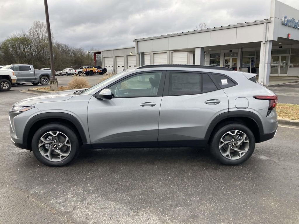 New 2026 Chevrolet Trax LT image 7
