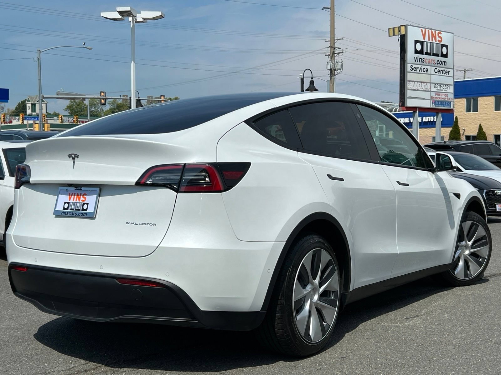 Used 2022 Tesla Model Y Long Range AWD/4WD image 13