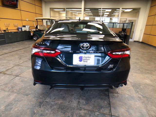 Used 2021 Toyota Camry SE AWD/4WD image 6