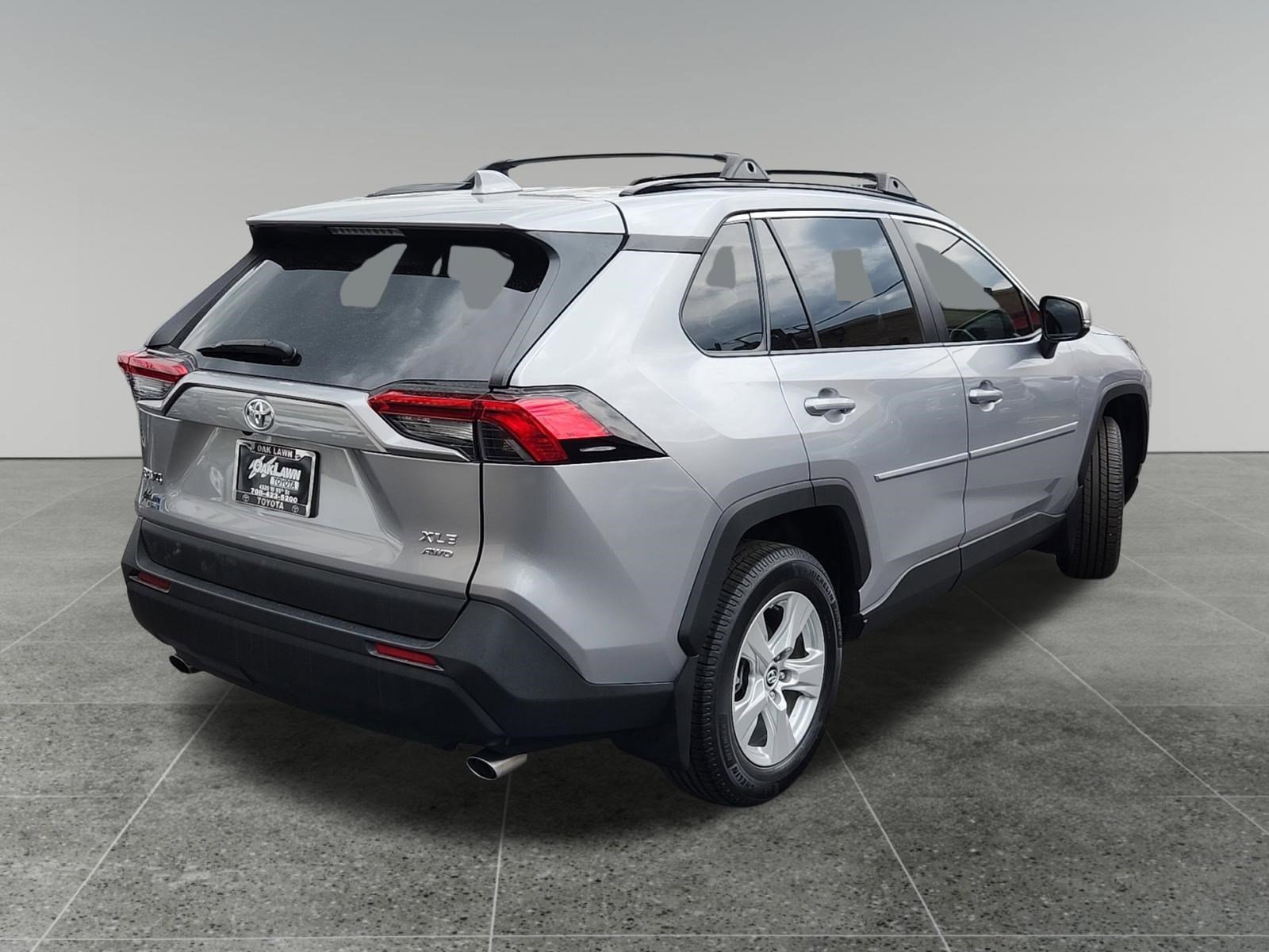 Used 2019 Toyota RAV4 XLE w/ Convenience Package AWD/4WD image 7
