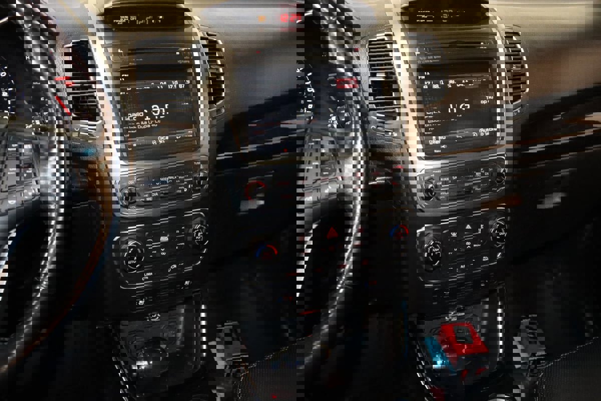 Used 2014 Kia Sorento SX w/ 3rd Row Package image 51