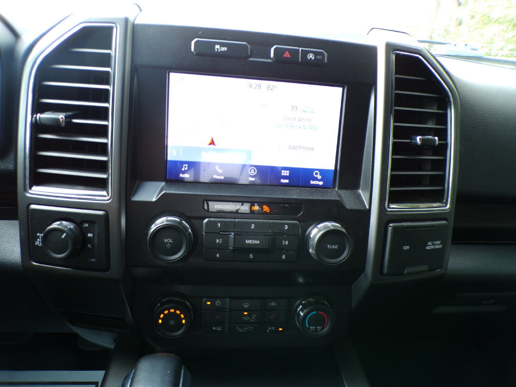 Used 2020 Ford F150 XLT w/ Equipment Group 302A Luxury AWD/4WD image 25