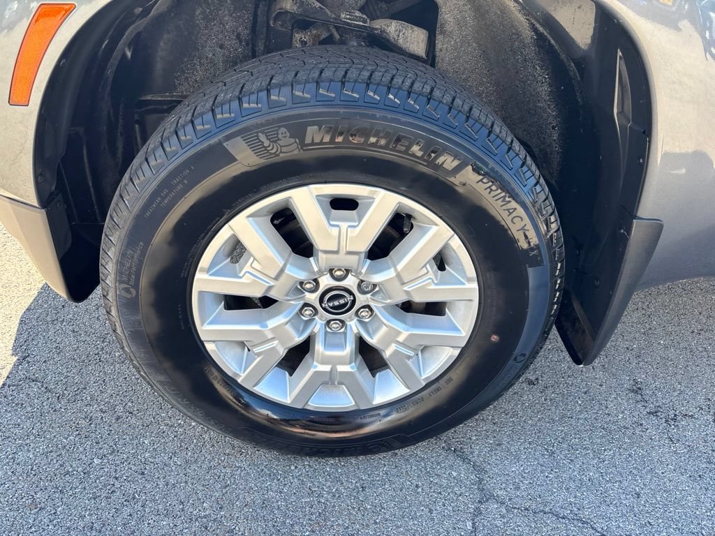 Used 2023 Nissan Frontier SV w/ SV Convenience Package AWD/4WD image 9
