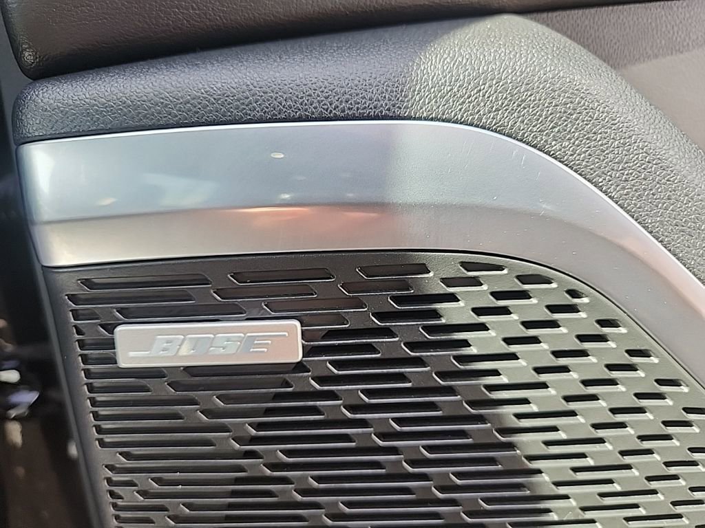 Used 2025 Buick Enclave Sport Touring image 19