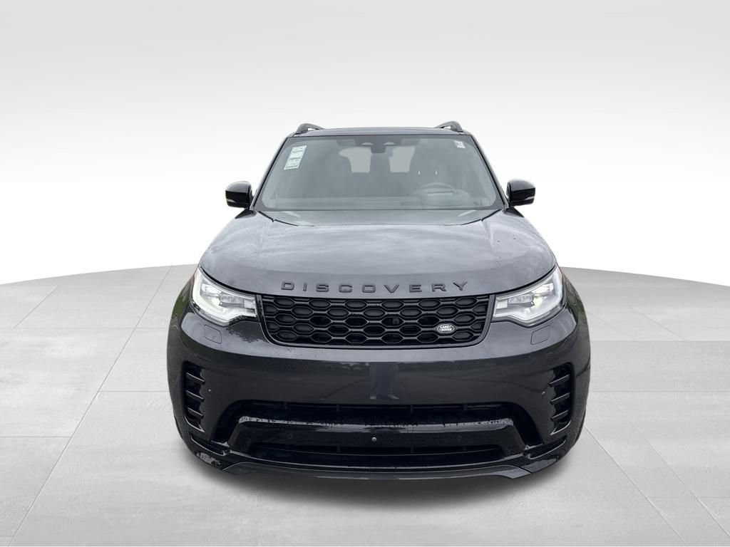 New 2024 Land Rover Discovery Dynamic SE image 4
