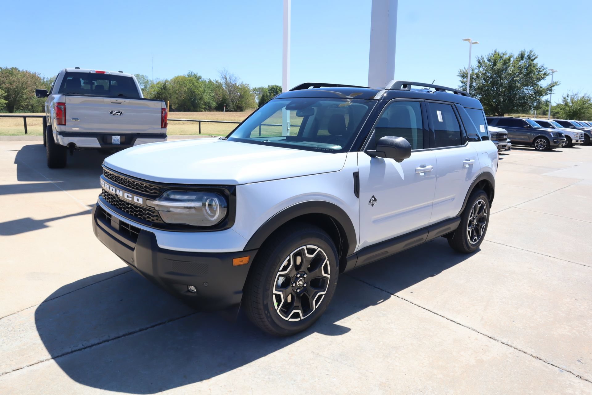 New 2026 Ford Bronco Sport Outer Banks AWD/4WD image 10