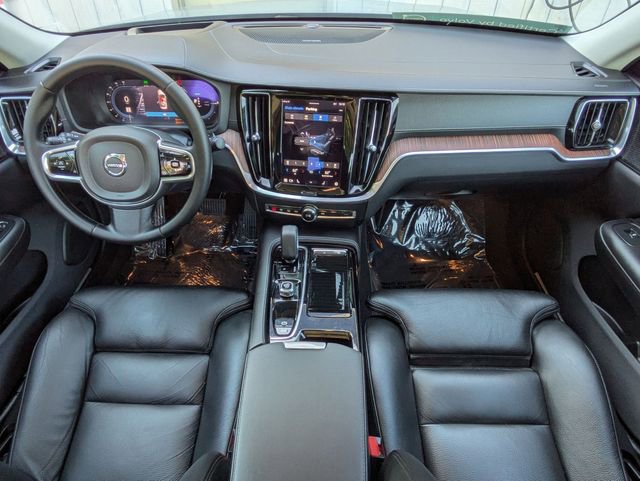 Certified 2023 Volvo S60 T8 Ultimate image 27