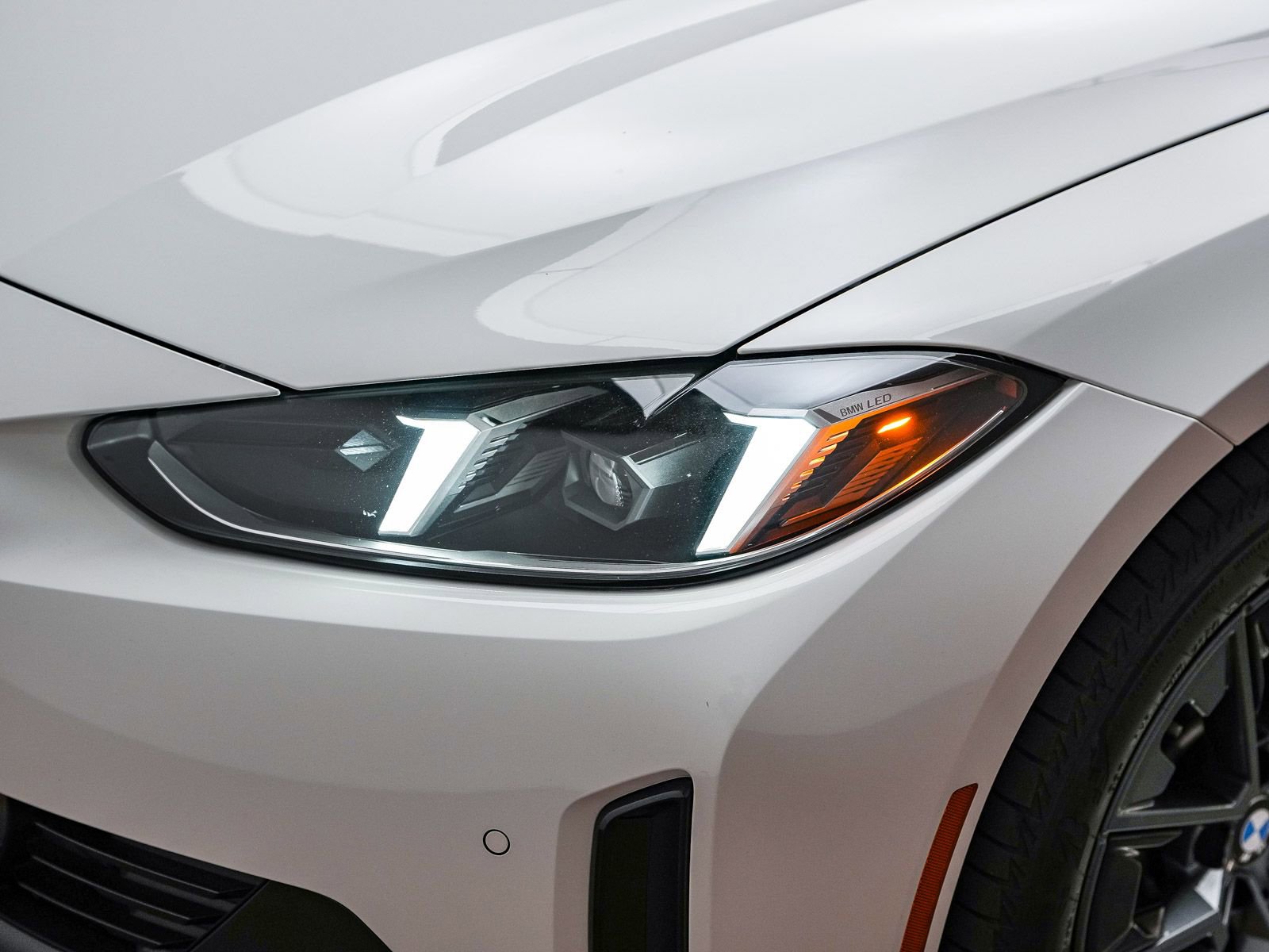 Certified 2025 BMW i4 eDrive40 w/ Premium Package RWD image 8