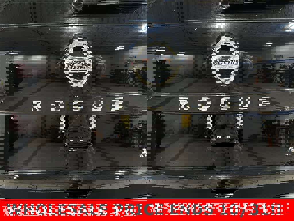 Used 2021 Nissan Rogue S image 24