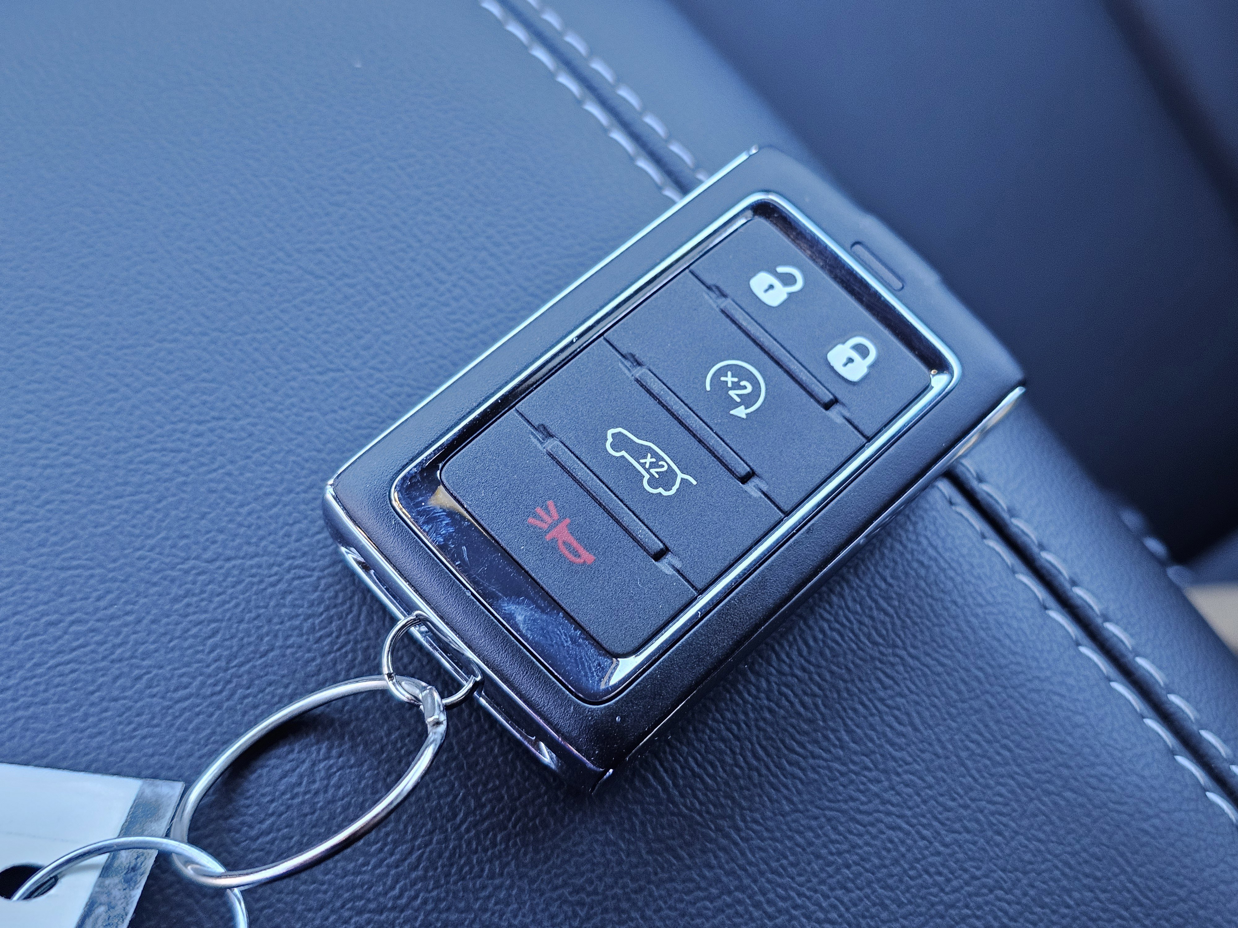 New 2025 Jeep Grand Cherokee L Limited w/ Black Appearance Package image 30