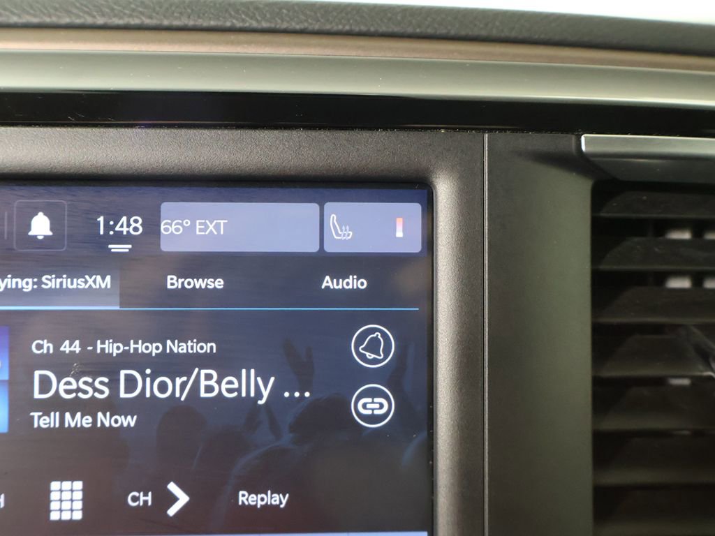Used 2023 Chrysler Voyager LX image 43