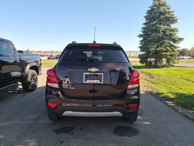 Used 2022 Chevrolet Trax LT w/ LT Convenience Package AWD/4WD image 6