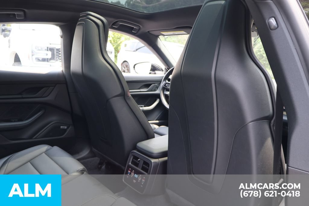 Used 2022 Porsche Taycan 4S AWD/4WD image 22