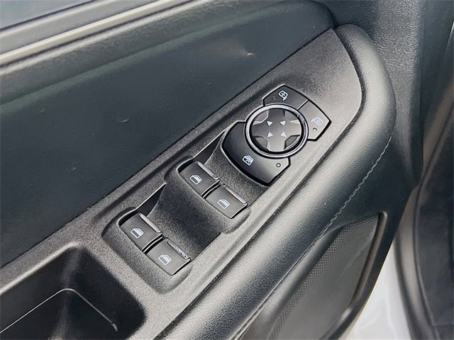 Used 2022 Ford Edge SEL image 17