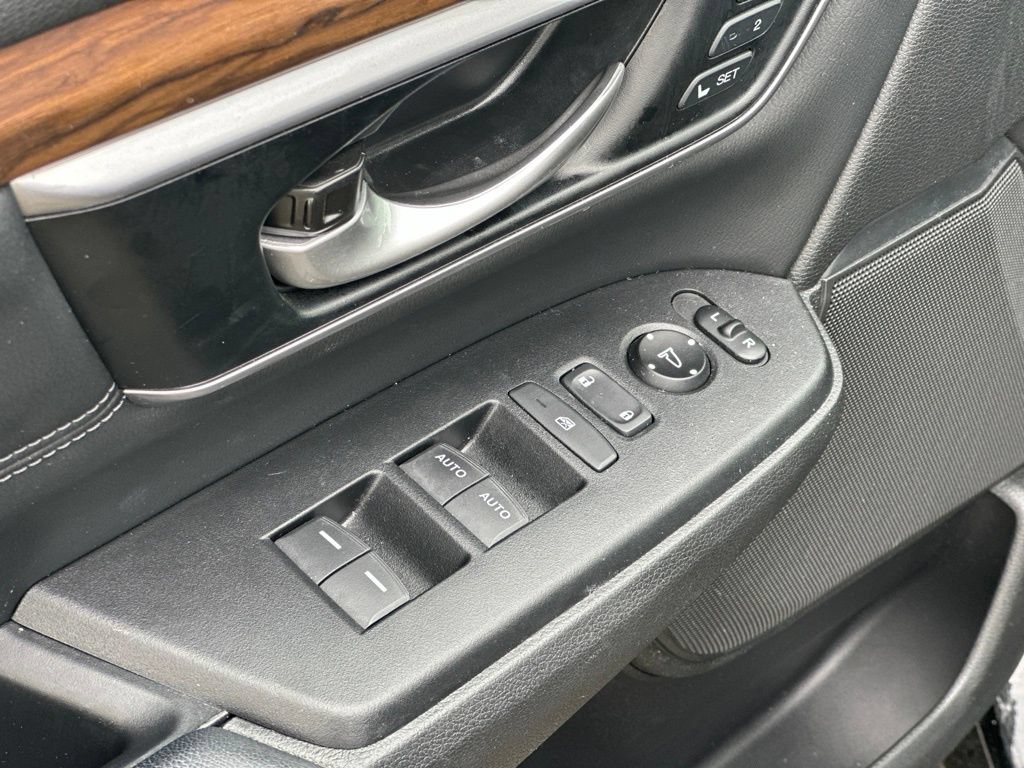 Used 2021 Honda CR-V EX-L image 17
