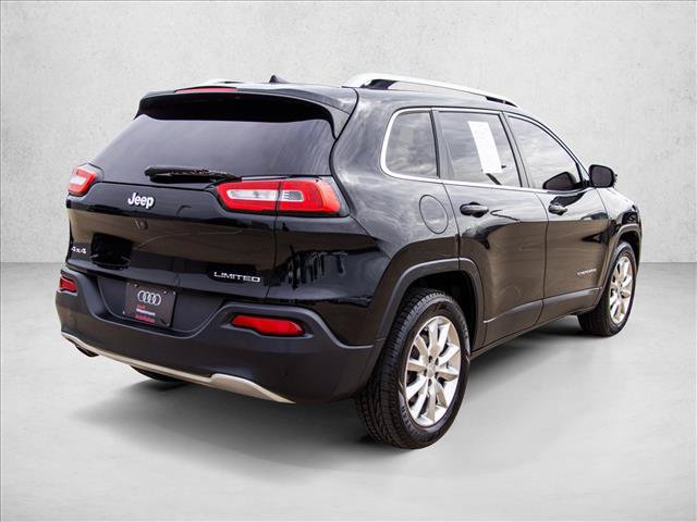 Used 2017 Jeep Cherokee Limited AWD/4WD image 5