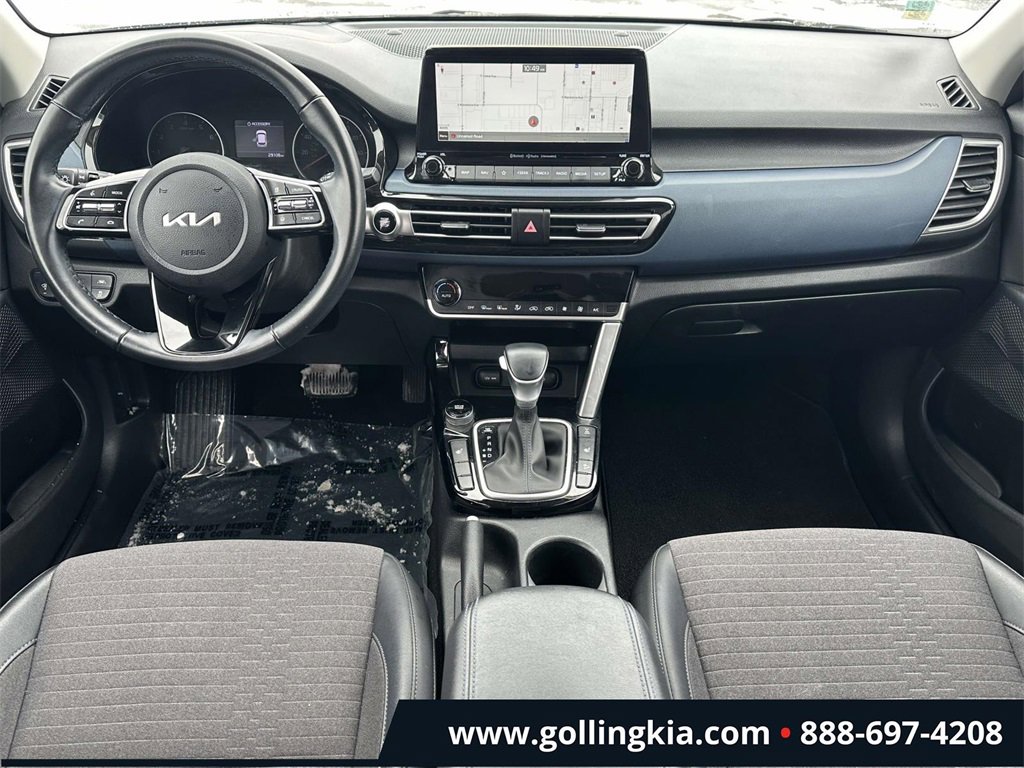 Certified 2022 Kia Seltos S image 12