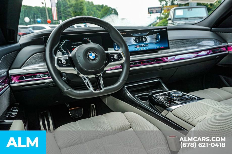 Used 2024 BMW 760i xDrive w/ Premium Package AWD/4WD image 27