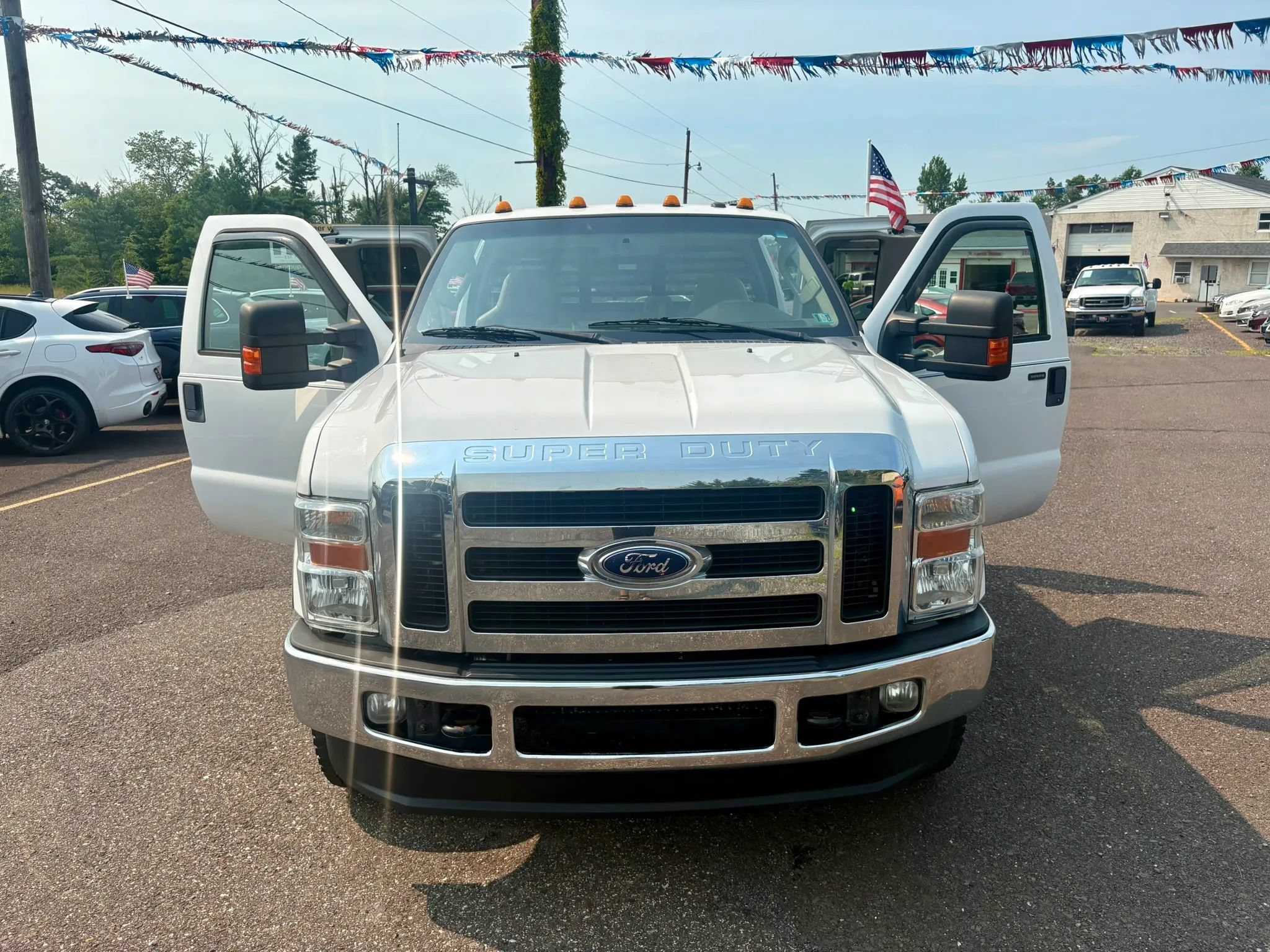 Used 2009 Ford F350 Lariat AWD/4WD image 11