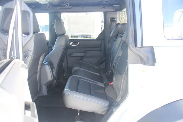 New 2026 Ford Bronco Outer Banks w/ Sasquatch Package AWD/4WD image 10