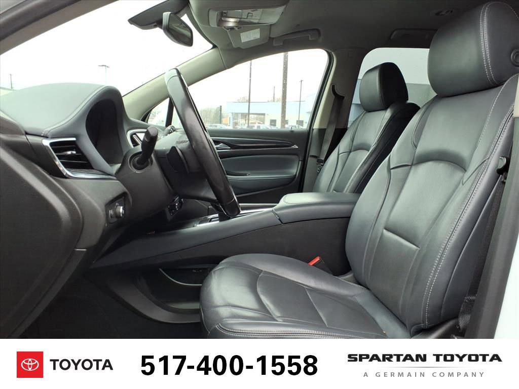 Used 2018 Buick Enclave Essence image 14