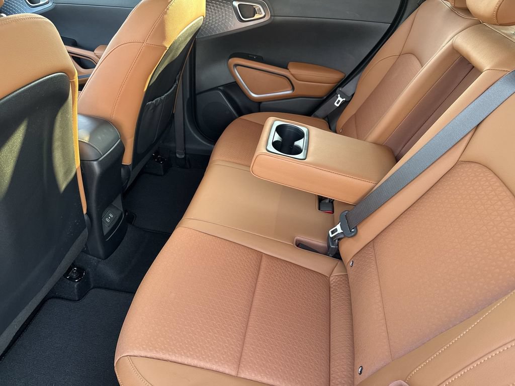 Used 2024 Kia Soul EX w/ Option Group 015 FWD image 30