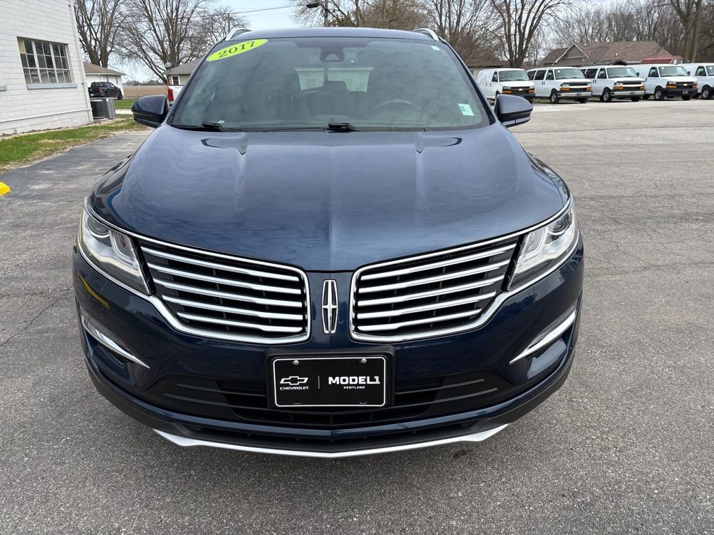 Used 2017 Lincoln MKC Select w/ Lincoln MKC Climate Package image 2