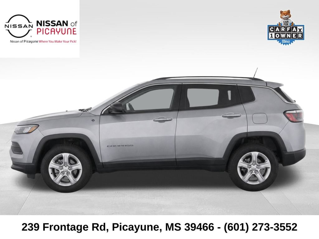Used 2023 Jeep Compass Sport AWD/4WD image 4