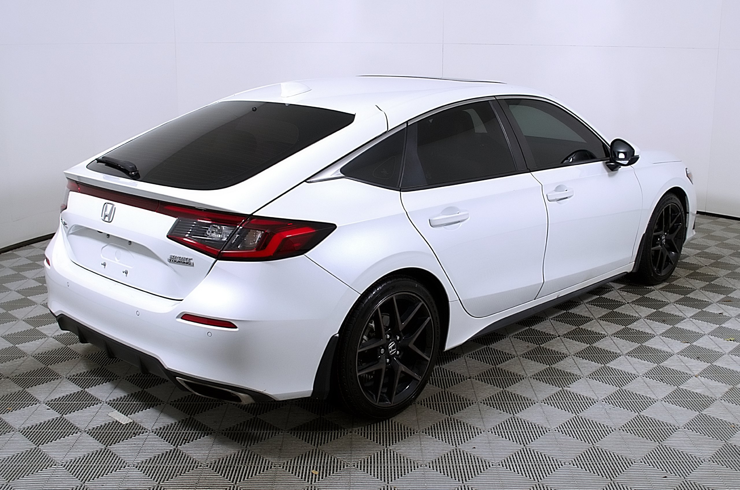 Used 2022 Honda Civic Sport Touring image 7