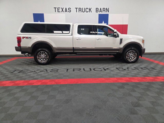 Used 2018 Ford F350 King Ranch w/ King Ranch Ultimate Package AWD/4WD image 14