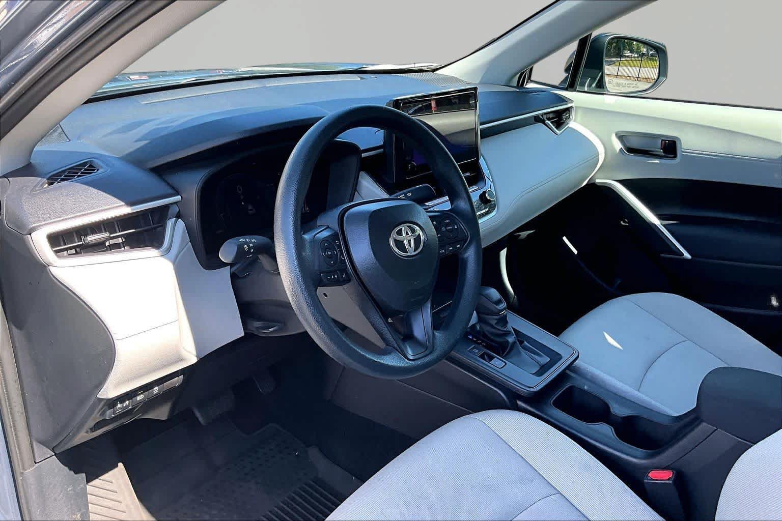 Certified 2026 Toyota Corolla Cross L FWD image 18