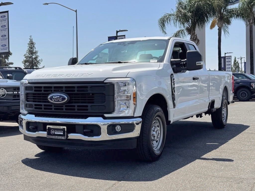New 2026 Ford F250 XL w/ XL Chrome Package image 5