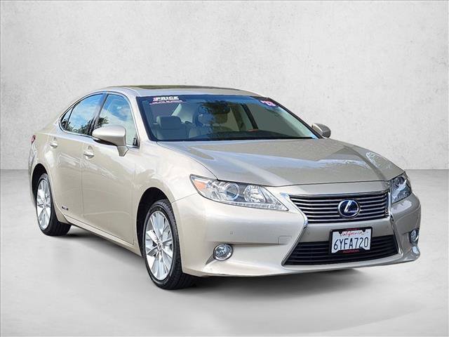 Used 2013 Lexus ES 300h w/ Premium Pkg FWD image 3